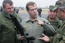 港澳政协委员批内地招商: